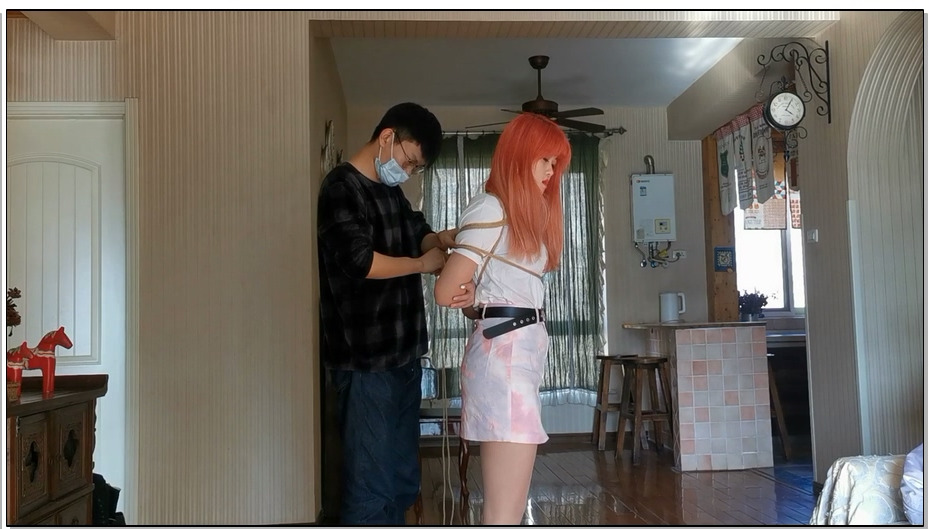 【奥特曼】新妹子小涵 跳舞很厉害，耐绑性无敌