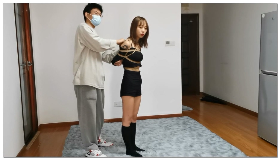 【奥特曼】新妹子宝妹捆绑体验+一小时长时间放置逃脱