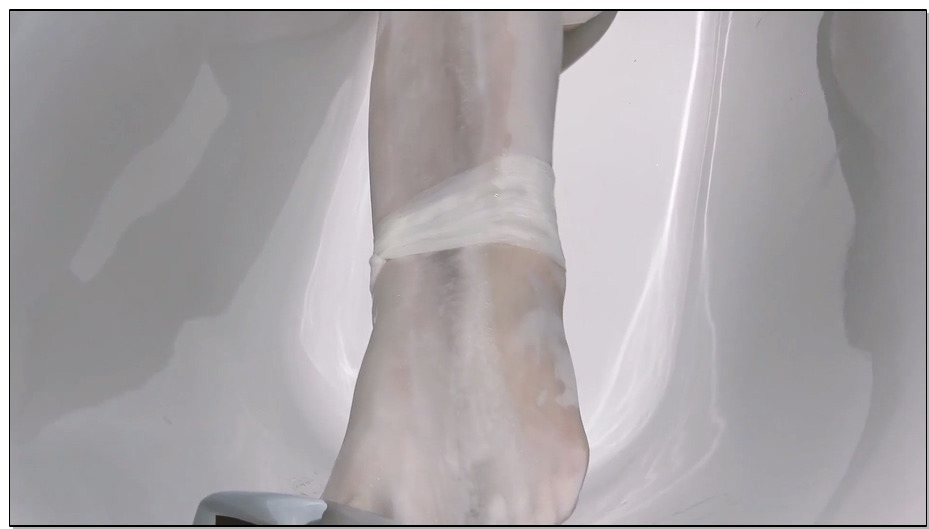 【半岛束艺】湿身白丝全包 下 白丝3重全包 洁白的白丝美人茧 水柱冲刷诱人