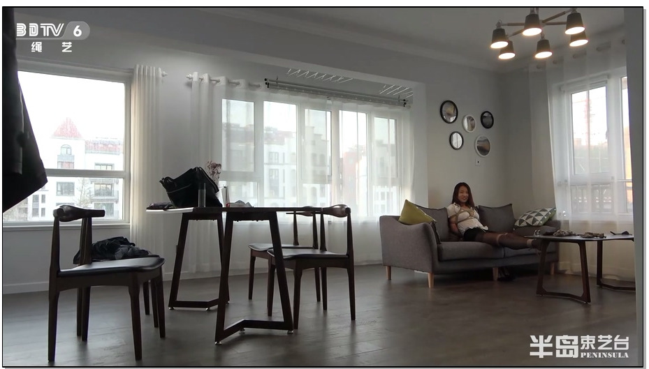 【半岛束艺】赞！海归女白领主动要求隔离14天