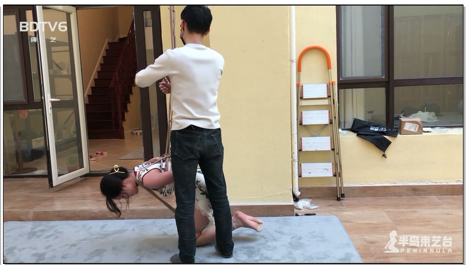 【半岛束艺】扎林娜跪吊口水收集