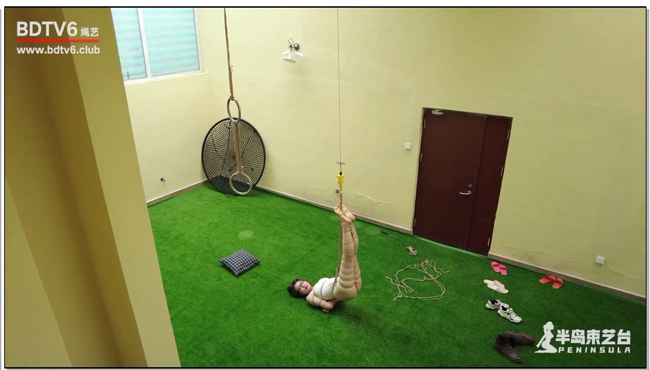 【半岛束艺】拉丁高叉泳装绝美倒吊