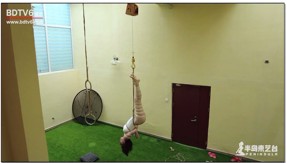 【半岛束艺】拉丁高叉泳装绝美倒吊