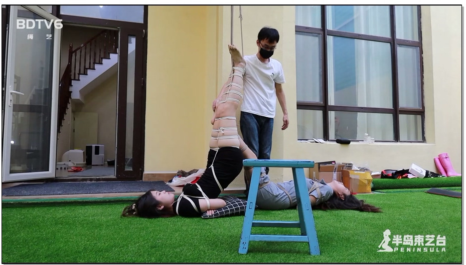 【半岛束艺】野樱 佐伊 空姐泛滥，新老空姐共患难