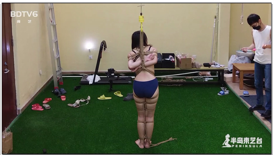 【半岛束艺】首席试飞员拉丁试飞现场